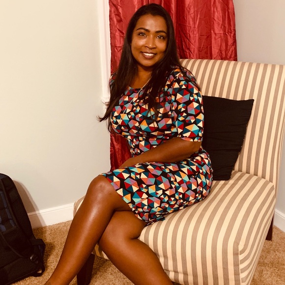 Meet your Posher, Ria - Picture 4 of 4